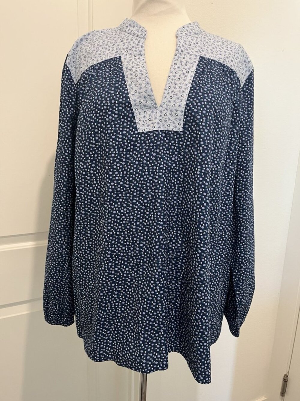 Lands' End Floral Spit Neck Poplin Peasant Top Women XL 18 Blue Boho Prairie